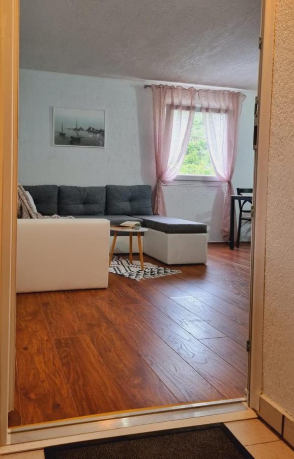 Apartmani 'Cvit' Karlobag Εξωτερικό φωτογραφία