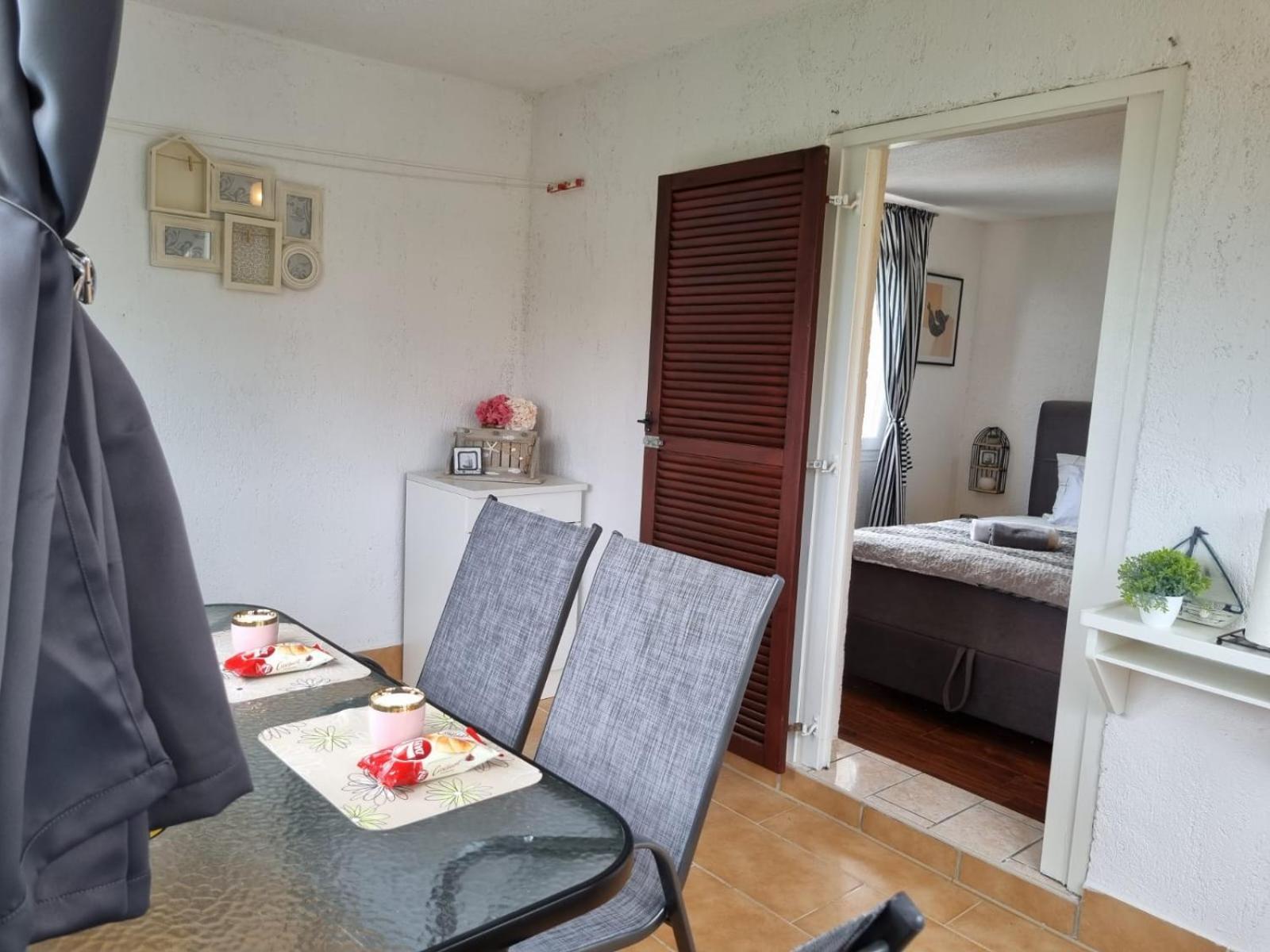 Apartmani 'Cvit' Karlobag Εξωτερικό φωτογραφία