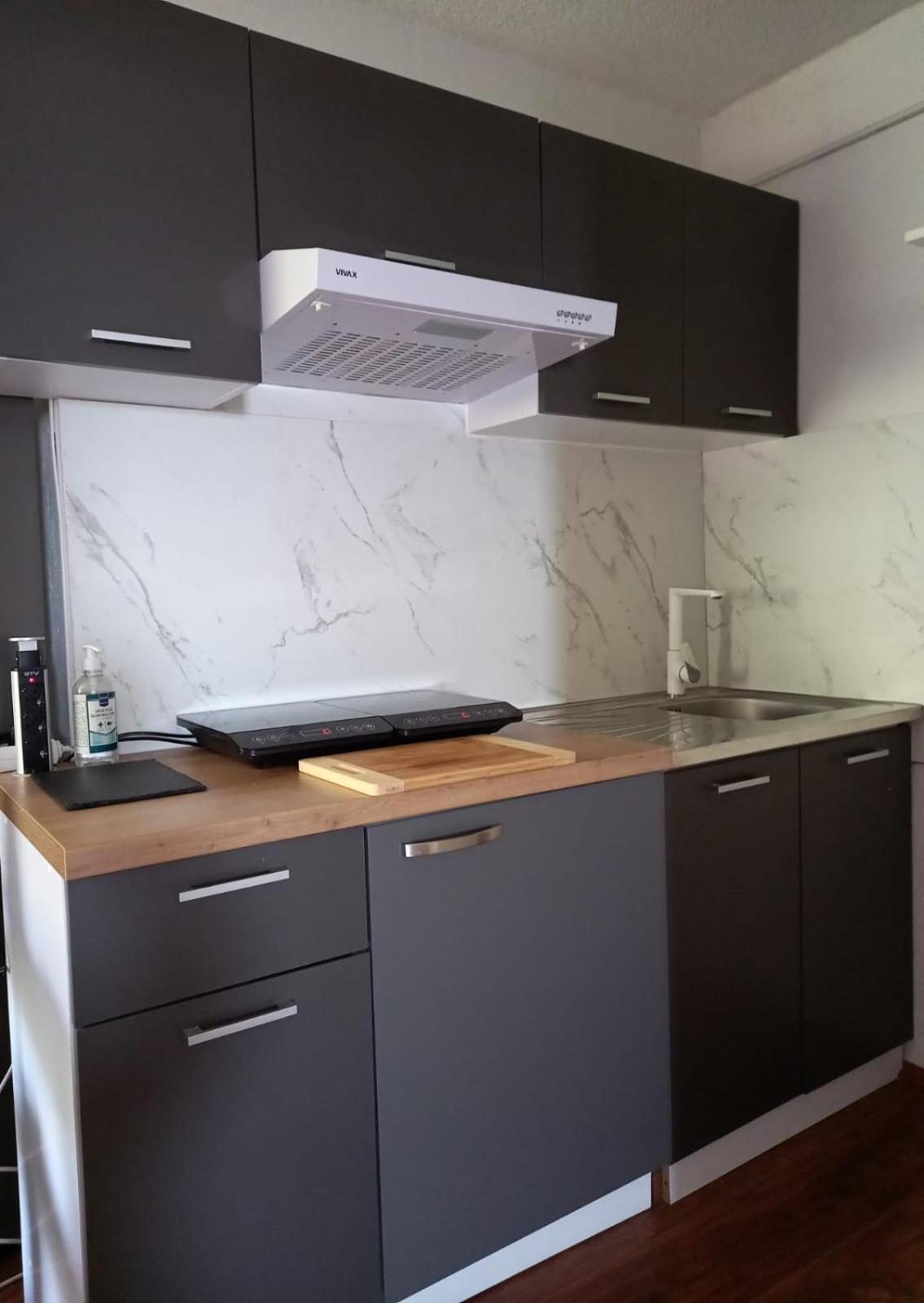 Apartmani 'Cvit' Karlobag Εξωτερικό φωτογραφία